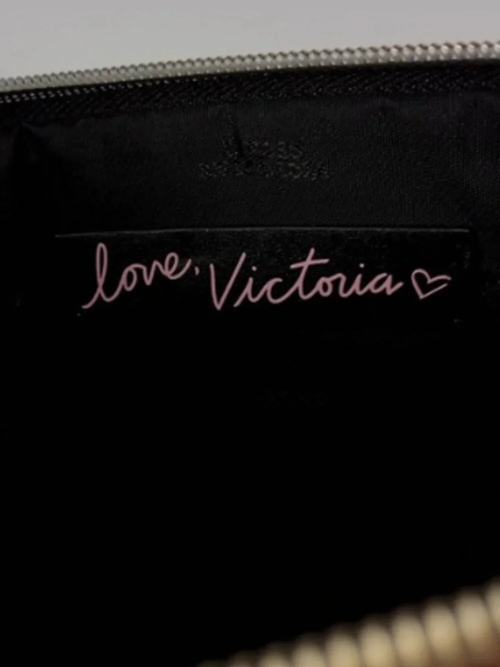 NWOT Victoria's Secret Hot Pink Gold Make Up‎ Bag Clutch Purse